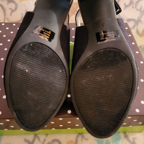 Kelly & Katie 8.5M Open Toe and Ankle Booties - Picture 5 of 7